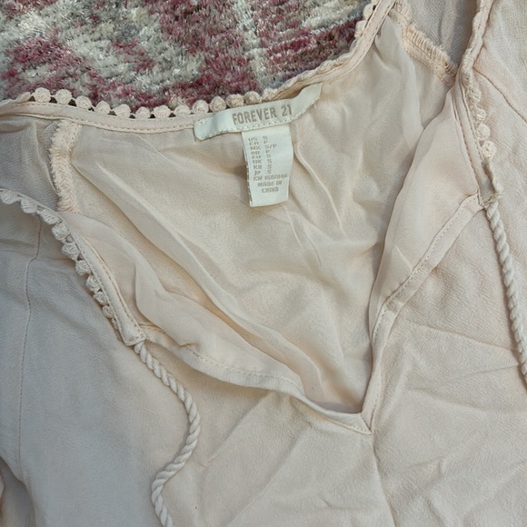 Women’s dress bundle - Picture 9 of 9